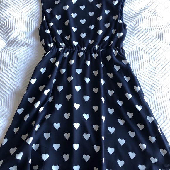 Dress - Picture 4 of 4